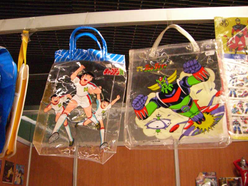当社で販売したイラストのバッグ