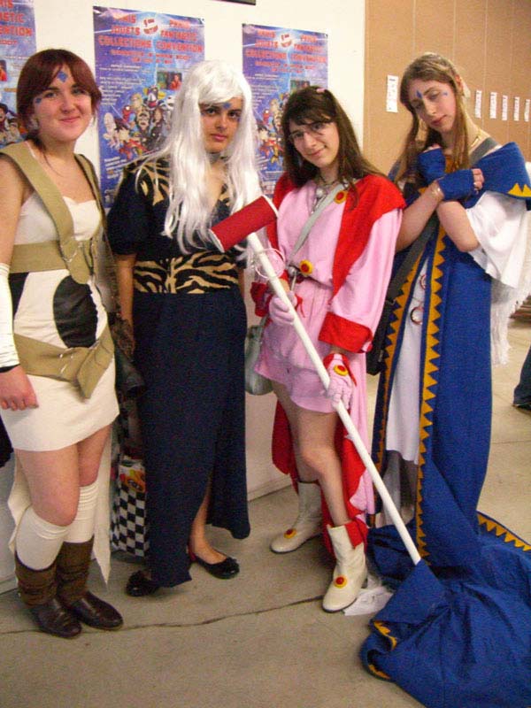 コスプレの来場者たち