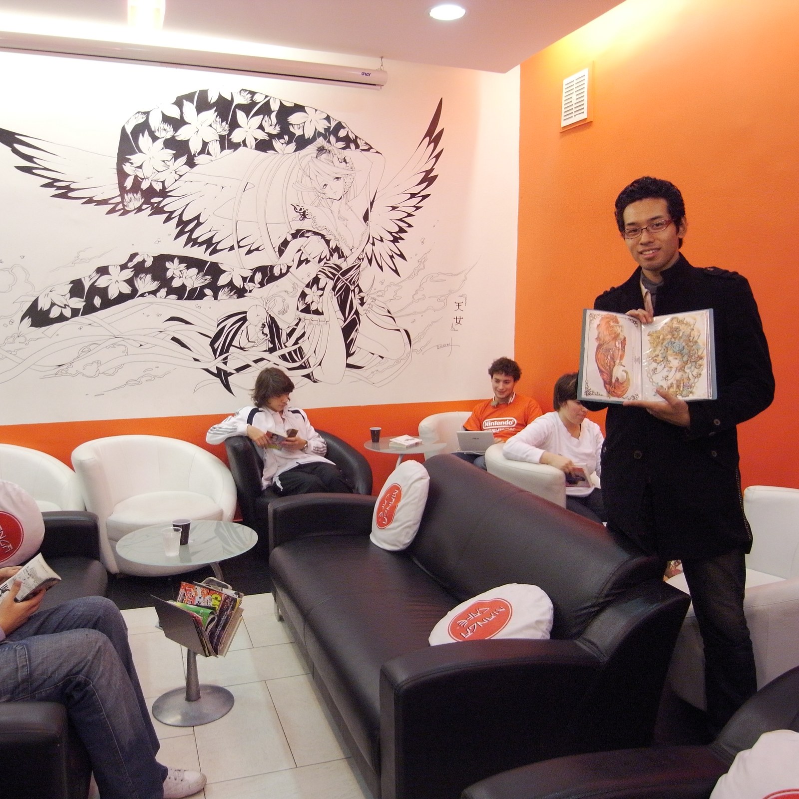 Manga Café での打ち合わせ